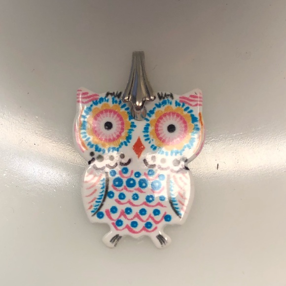 💍5/$15 owl charm/pendant - Picture 2 of 3